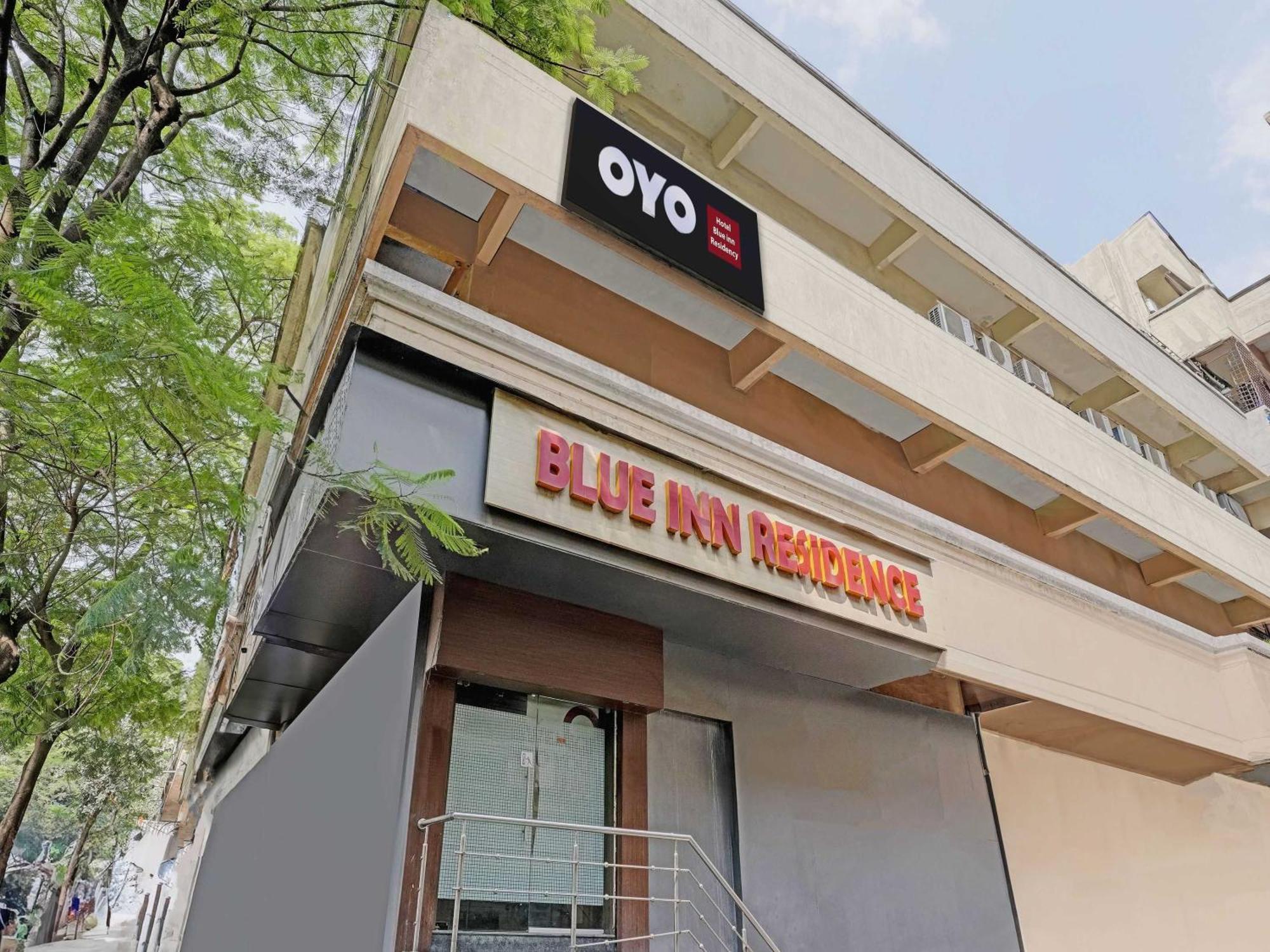 Hotel O Blue Inn Residence Near R City Mall Мумбаи Экстерьер фото